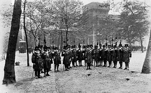 “I want to see who those fellows in the funny red
uniforms are.”&mdash;Page 50.