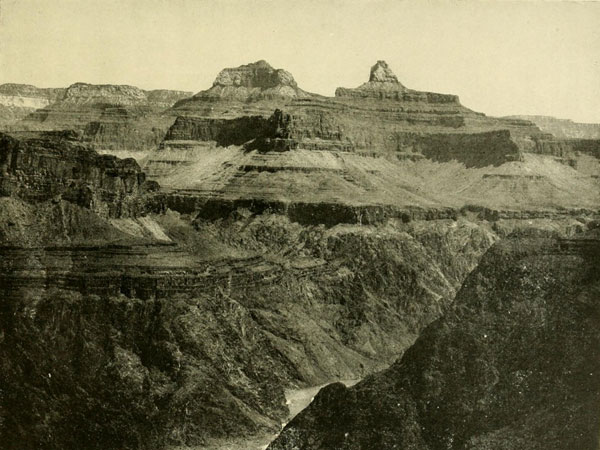 The Grand Canyon from
Bright Angel Trail looking East.