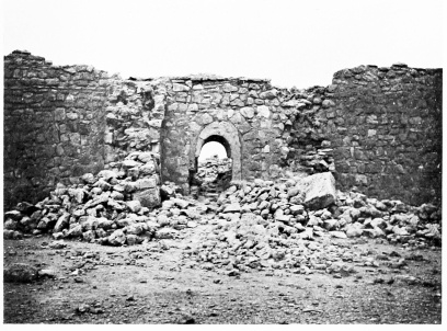 Fig. 66.&mdash;ḲAṢR KHUBBÂZ, THE GATEWAY.